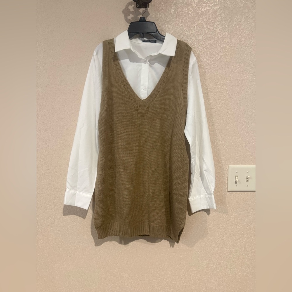 Vest sweater dress/ shirt combo women’s small NWOT